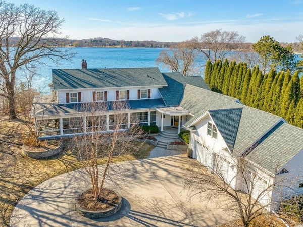 5375 Carlson Road , Shoreview, MN 55126