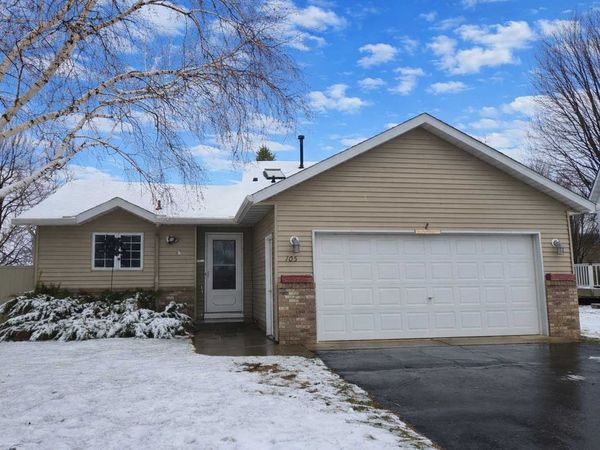 105 16th Street Court , Sauk Rapids, MN 56379