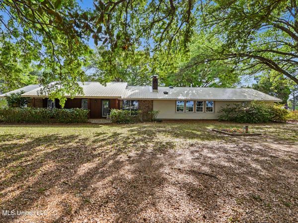 152 I J Williams Road , Lucedale, MS 39452