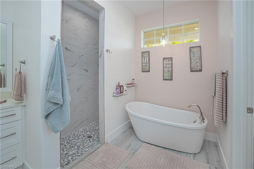 1244 NW 37th Ave, Cape Coral, FL 33993 Photo