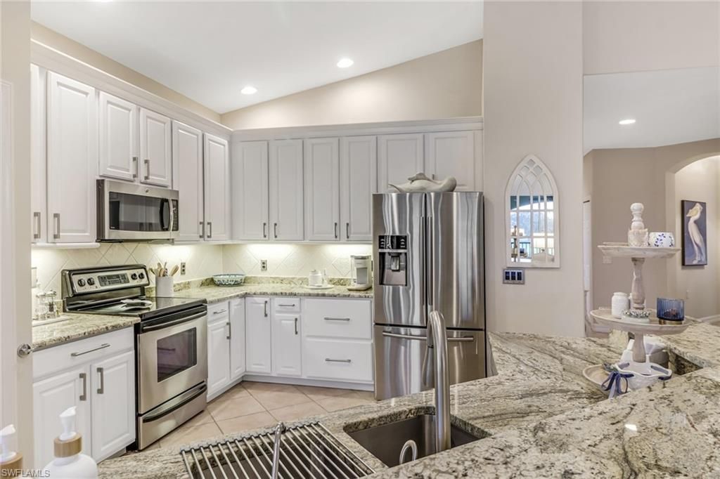 12037 Brassie Cir, Unit D202, Fort Myers, FL 33913 Photo