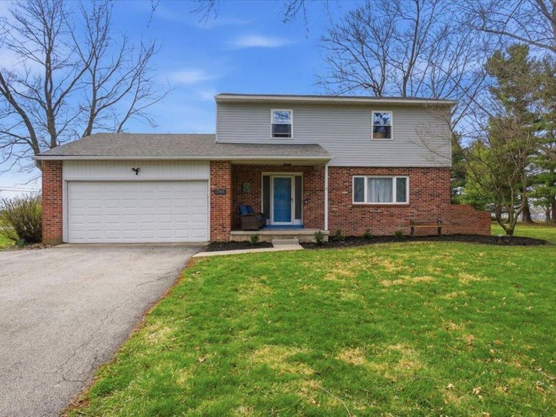 12815 Fox Run Court NW, Pickerington, OH 43147 Photo 1