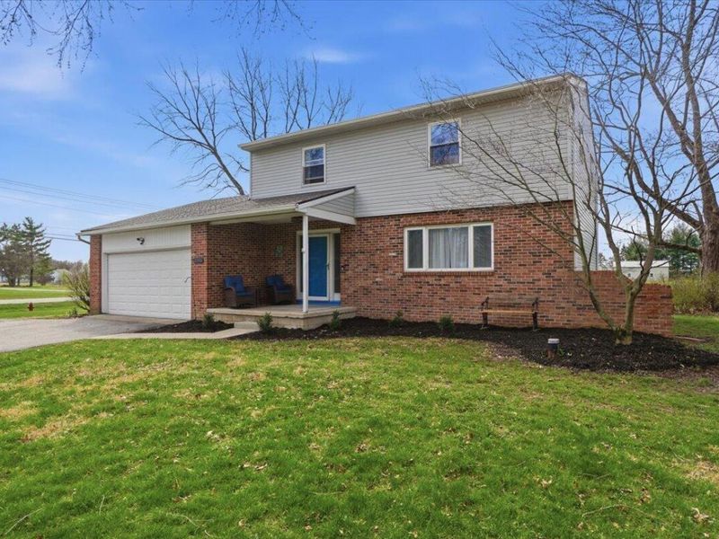 12815 Fox Run Court NW, Pickerington, OH 43147 Photo 2