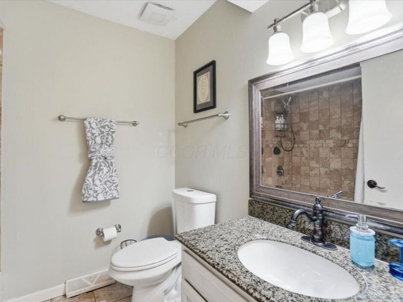 12815 Fox Run Court NW, Pickerington, OH 43147 Photo 31