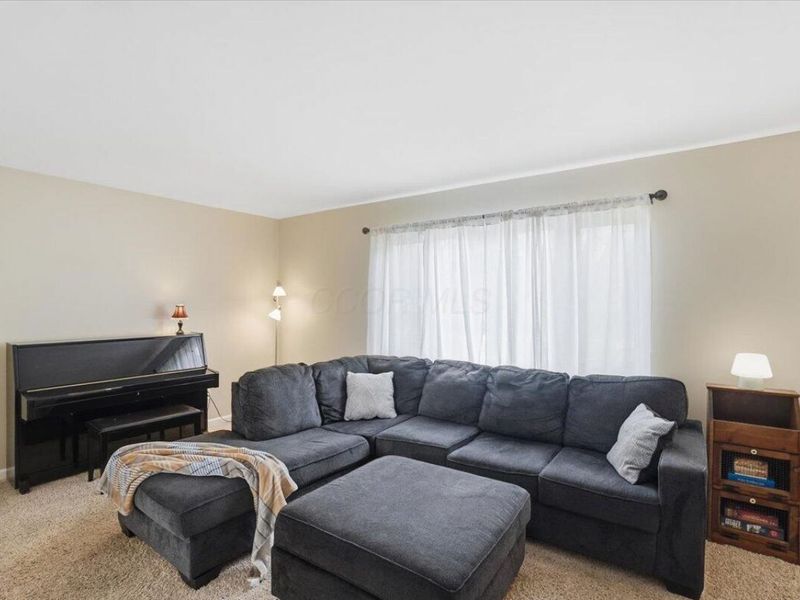 12815 Fox Run Court NW, Pickerington, OH 43147 Photo 5