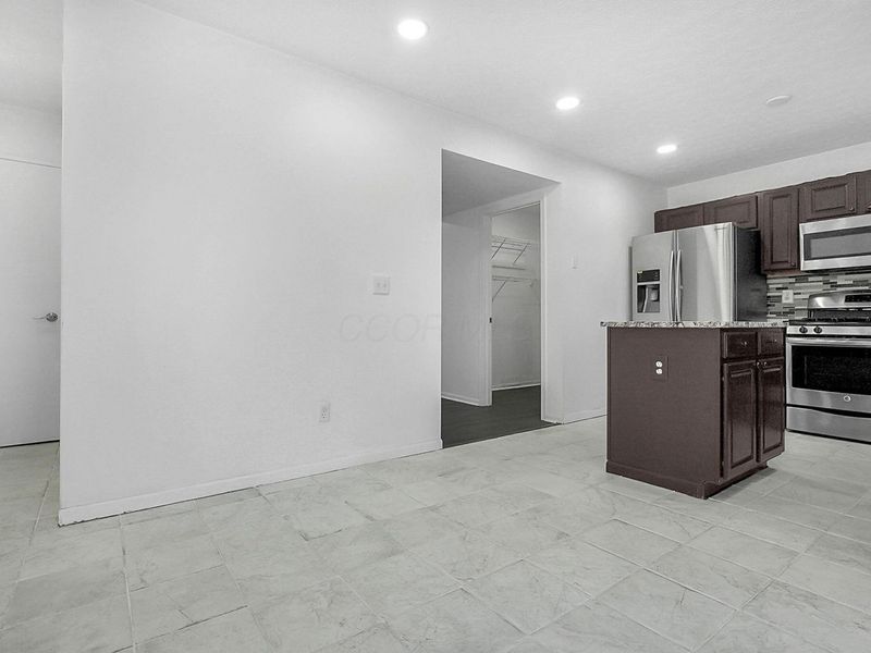 617 Arden Street , Lewis Center, OH 43035 Photo 14