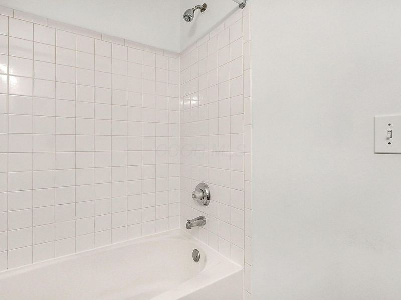 617 Arden Street , Lewis Center, OH 43035 Photo 27