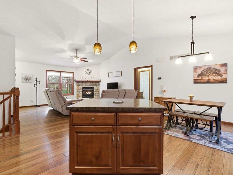 865 Terrace View Drive , Howard, OH 43028 Photo 11