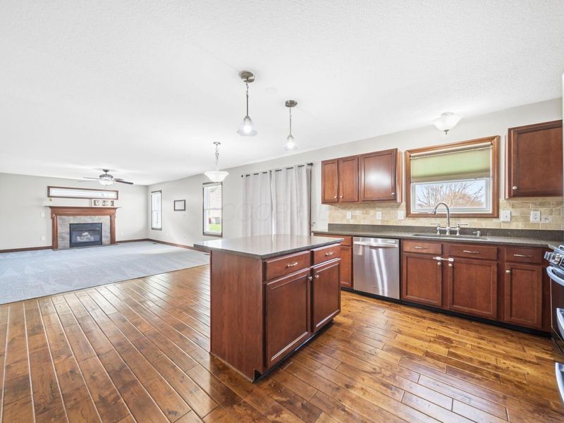 415 SAFFRON Drive , Sunbury, OH 43074 Photo 18