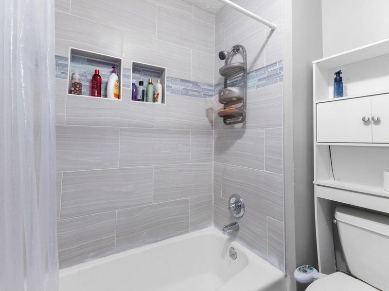 2817 Bella Via Avenue, Columbus, OH 43231 Photo 17