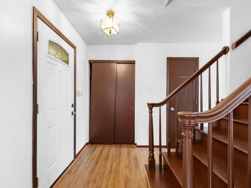 2817 Bella Via Avenue, Columbus, OH 43231 Photo 3