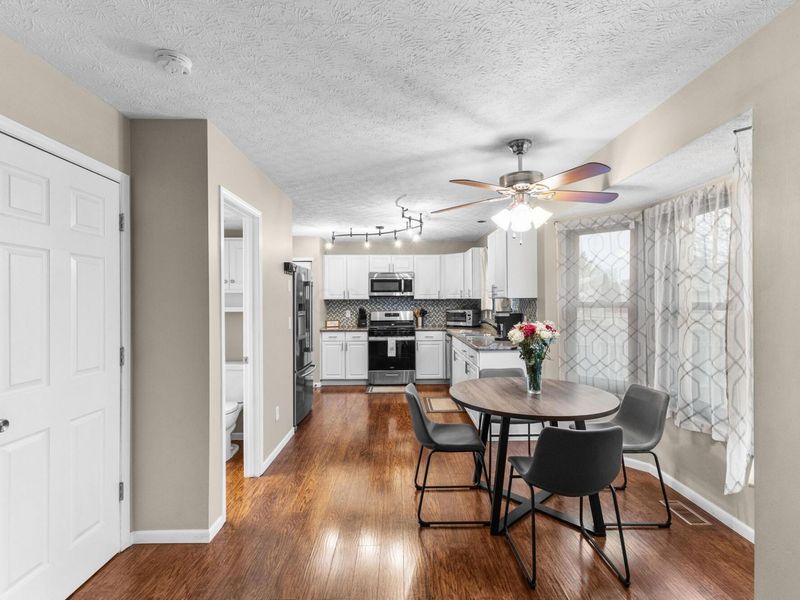 130 Welshmore Drive, Galloway, OH 43119 Photo 11