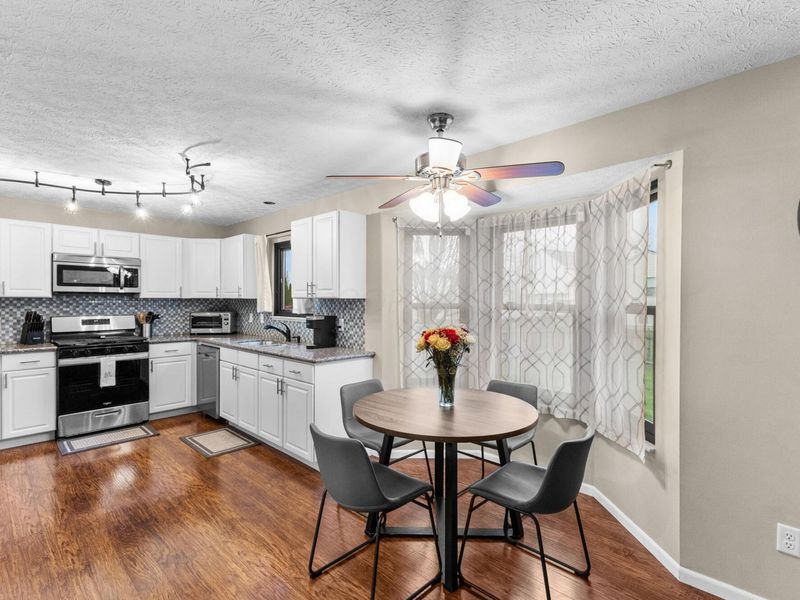 130 Welshmore Drive, Galloway, OH 43119 Photo 12