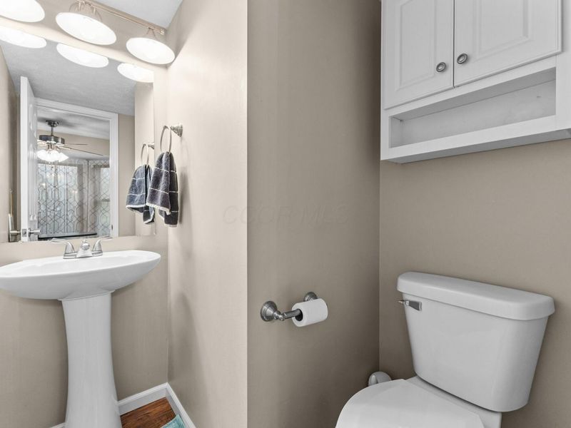 130 Welshmore Drive, Galloway, OH 43119 Photo 17