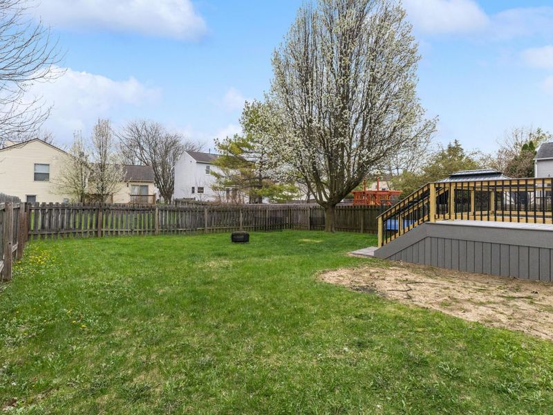 130 Welshmore Drive, Galloway, OH 43119 Photo 32