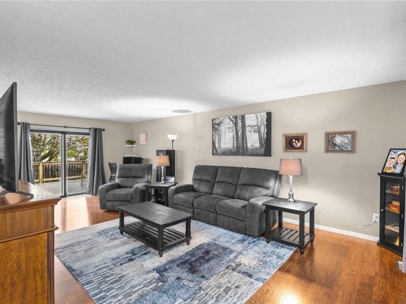 130 Welshmore Drive, Galloway, OH 43119 Photo 7