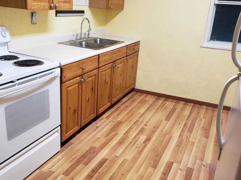 65 Drummond Street, Greenhills, OH 45218 Photo 5