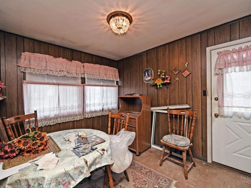 9626 Manhattan Drive, Cincinnati, OH 45251 Photo 15