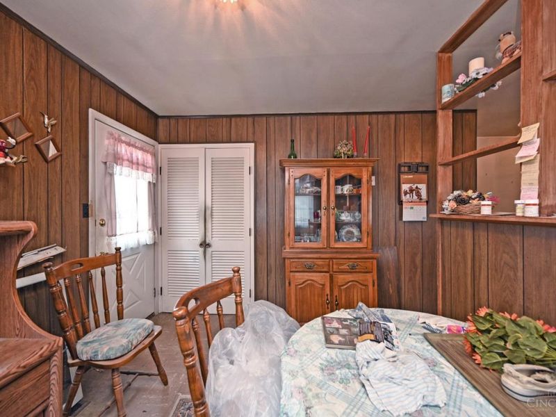 9626 Manhattan Drive, Cincinnati, OH 45251 Photo 17