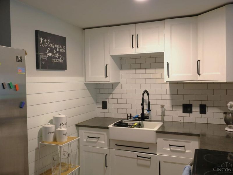 6810 Hubbard Drive, Huber Heights, OH 45424 Photo 4