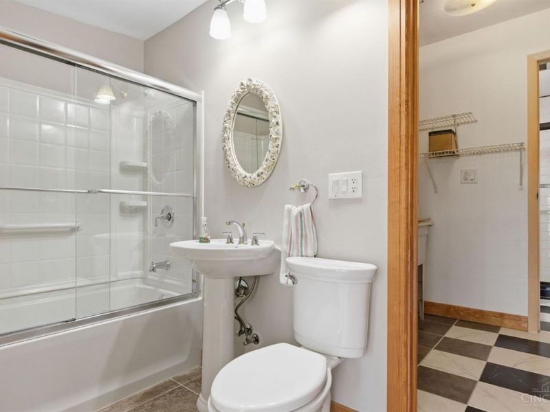 6478 E Lake Shore Drive, Hillsboro, OH 45133 Photo 23