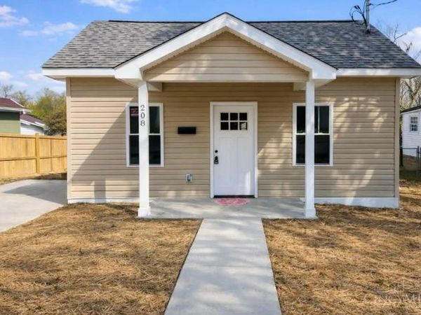 208 Johnson Street, Hillsboro, OH 45133