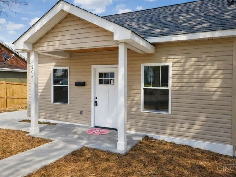 208 Johnson Street, Hillsboro, OH 45133 Photo 2