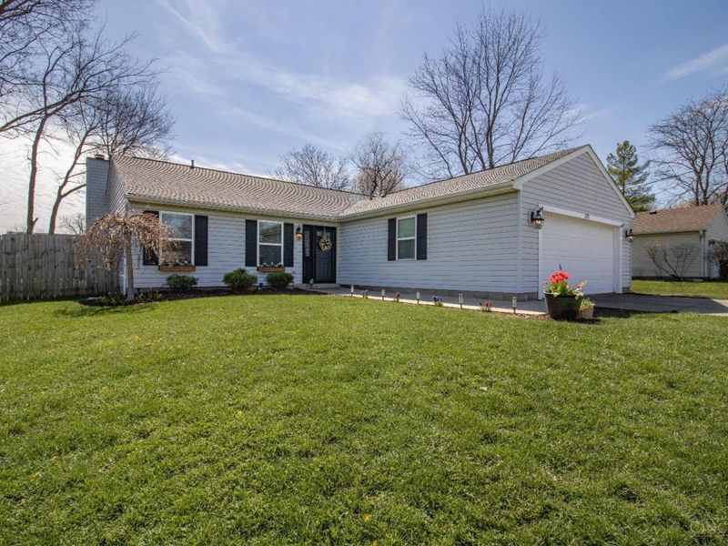 375 Woodsdale Drive, Monroe, OH 45050 Photo 1