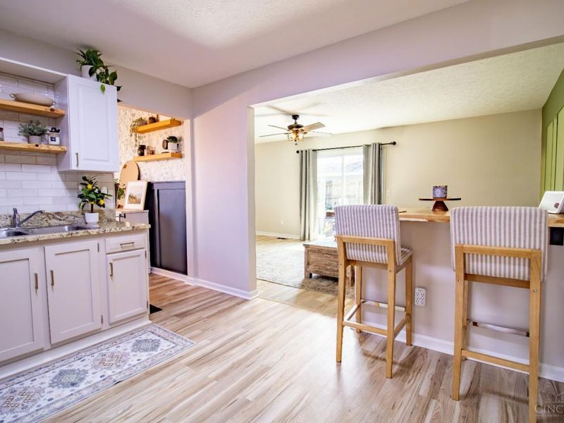 375 Woodsdale Drive, Monroe, OH 45050 Photo 7