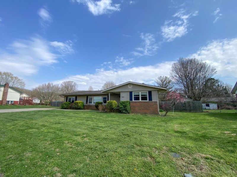 1858 Stivers Road, Aberdeen, OH 45101 Photo 2