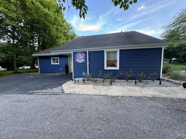 103 Linnwood Lane, Oxford, OH 45056