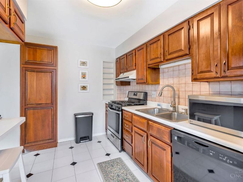 3640 Herschel, Cincinnati, OH 45208 Photo 19