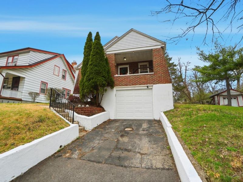 6523 Coleridge Avenue, Cincinnati, OH 45213 Photo 3