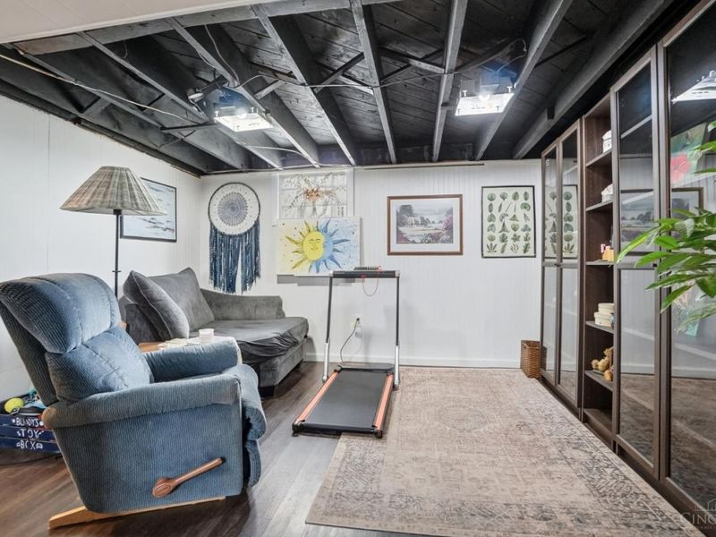 6523 Coleridge Avenue, Cincinnati, OH 45213 Photo 38