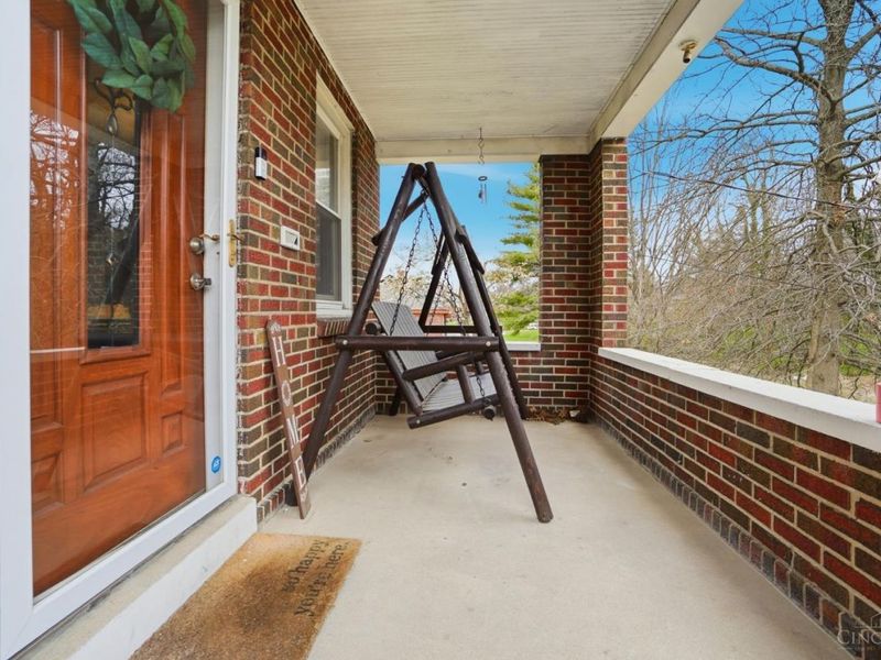 6523 Coleridge Avenue, Cincinnati, OH 45213 Photo 5