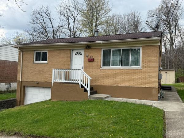 3041 Westknolls Lane, Cincinnati, OH 45211