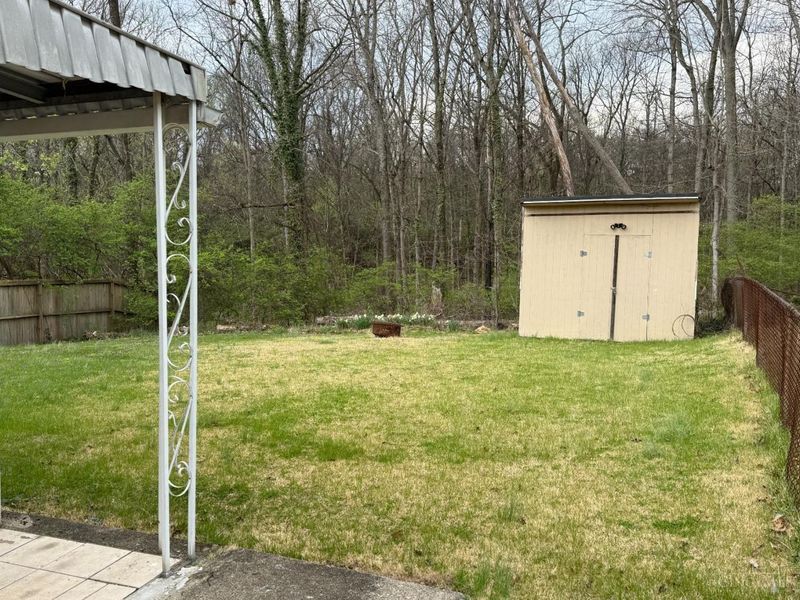 3041 Westknolls Lane, Cincinnati, OH 45211 Photo 13