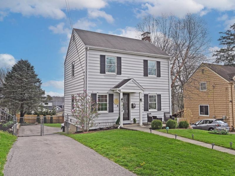 7024 Fowler Avenue, Madeira, OH 45243 Photo 3