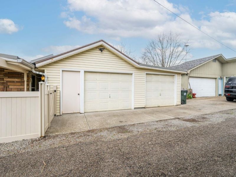 118 Third, Trenton, OH 45067 Photo 33