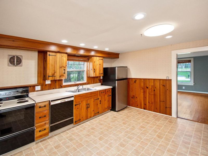 7941 State Road, Anderson Twp, OH 45255 Photo 10