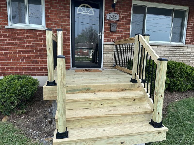 3452 Tangent Drive, Cheviot, OH 45211 Photo 3