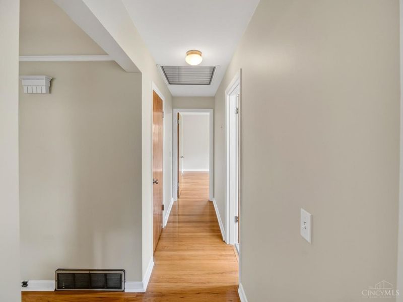 2667 Fairhill Drive, Cincinnati, OH 45239 Photo 16