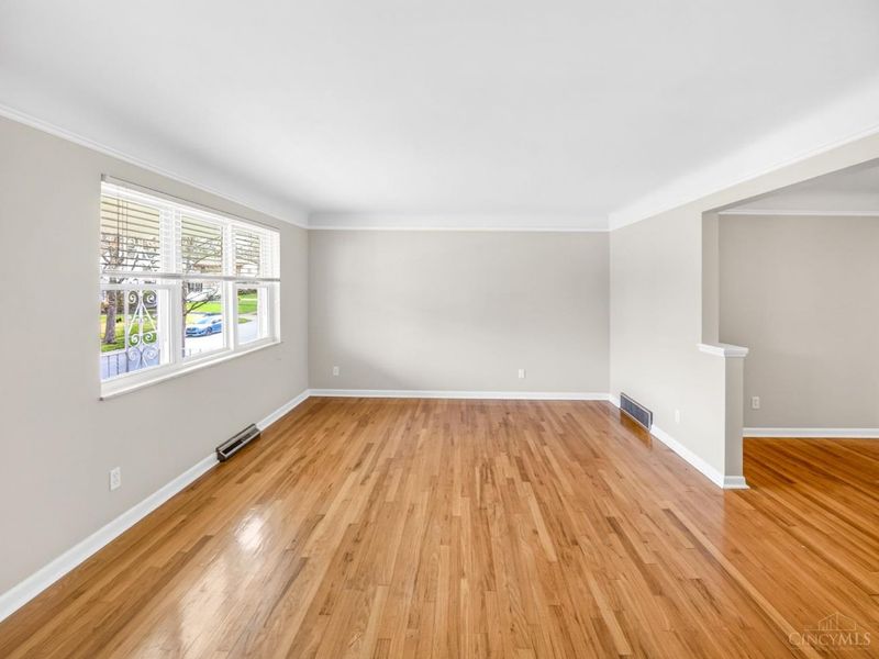 2667 Fairhill Drive, Cincinnati, OH 45239 Photo 2