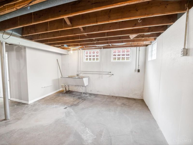 2667 Fairhill Drive, Cincinnati, OH 45239 Photo 23