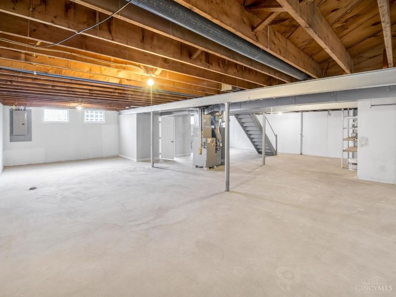 2667 Fairhill Drive, Cincinnati, OH 45239 Photo 26