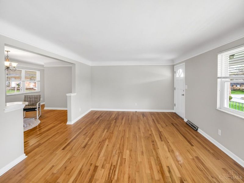 2667 Fairhill Drive, Cincinnati, OH 45239 Photo 3