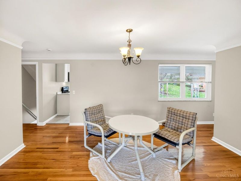 2667 Fairhill Drive, Cincinnati, OH 45239 Photo 5