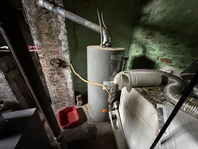 1765 Denham Street, Cincinnati, OH 45225 Photo 38