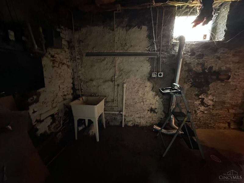 1765 Denham Street, Cincinnati, OH 45225 Photo 39