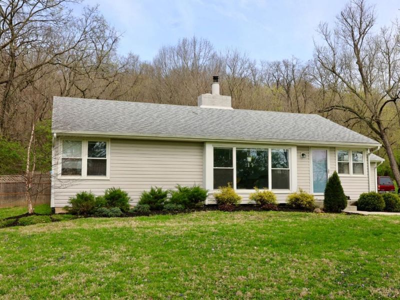 2241 Hamilton Cleves Road, Hamilton, OH 45013 Photo 2